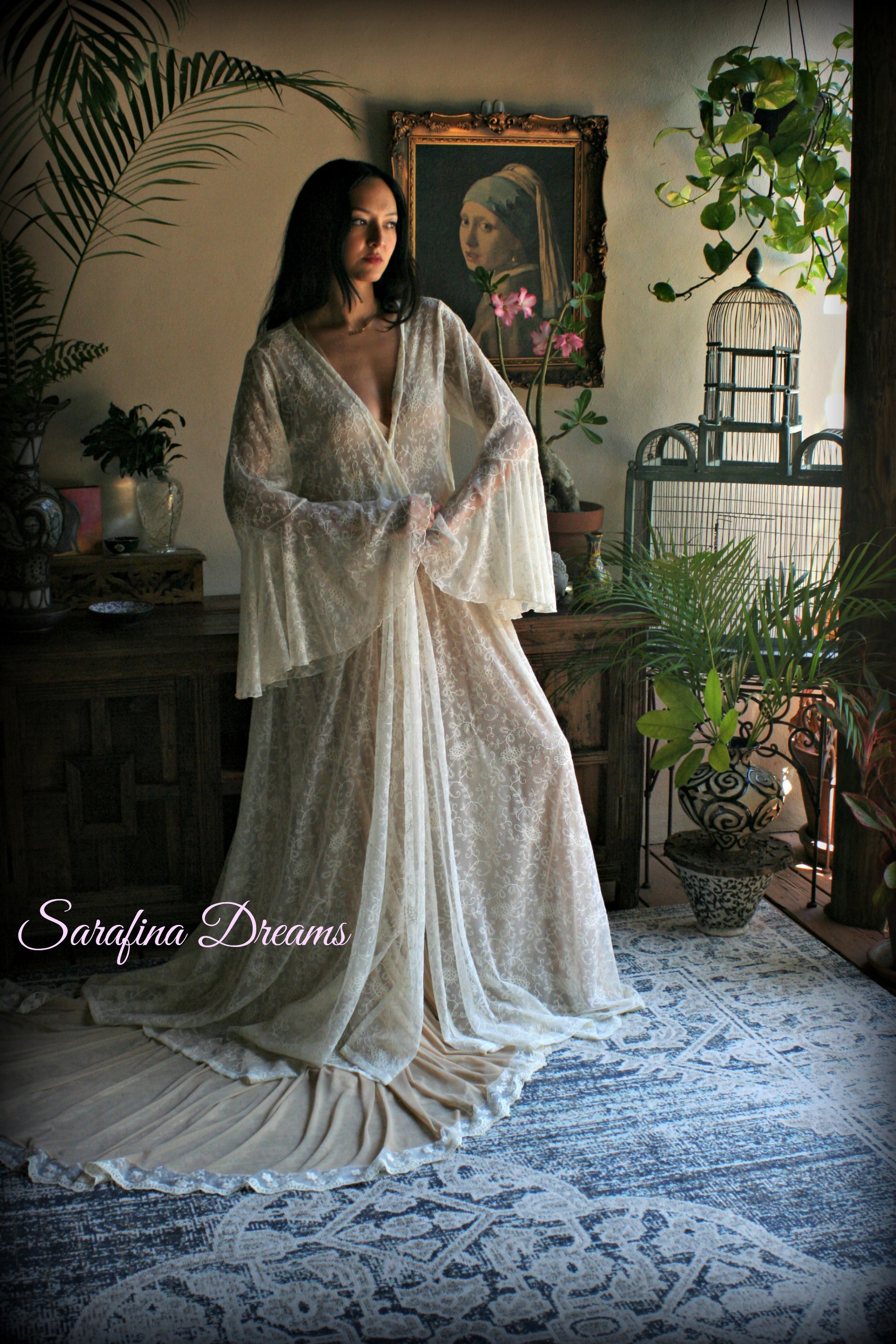 Embroidered Ivory Lace Bridal Robe Art Deco Ruffled Sleeves
