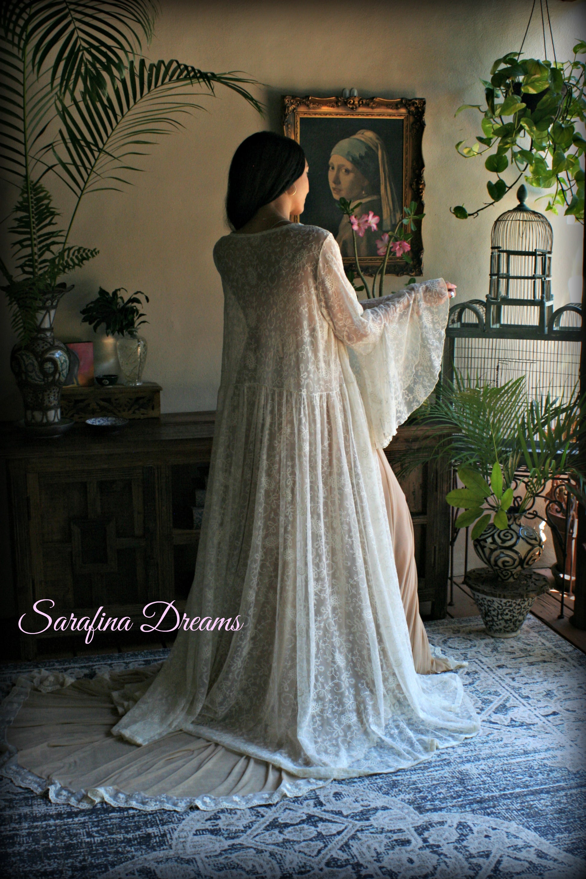 Embroidered Ivory Lace Bridal Robe Art Deco Ruffled Sleeves