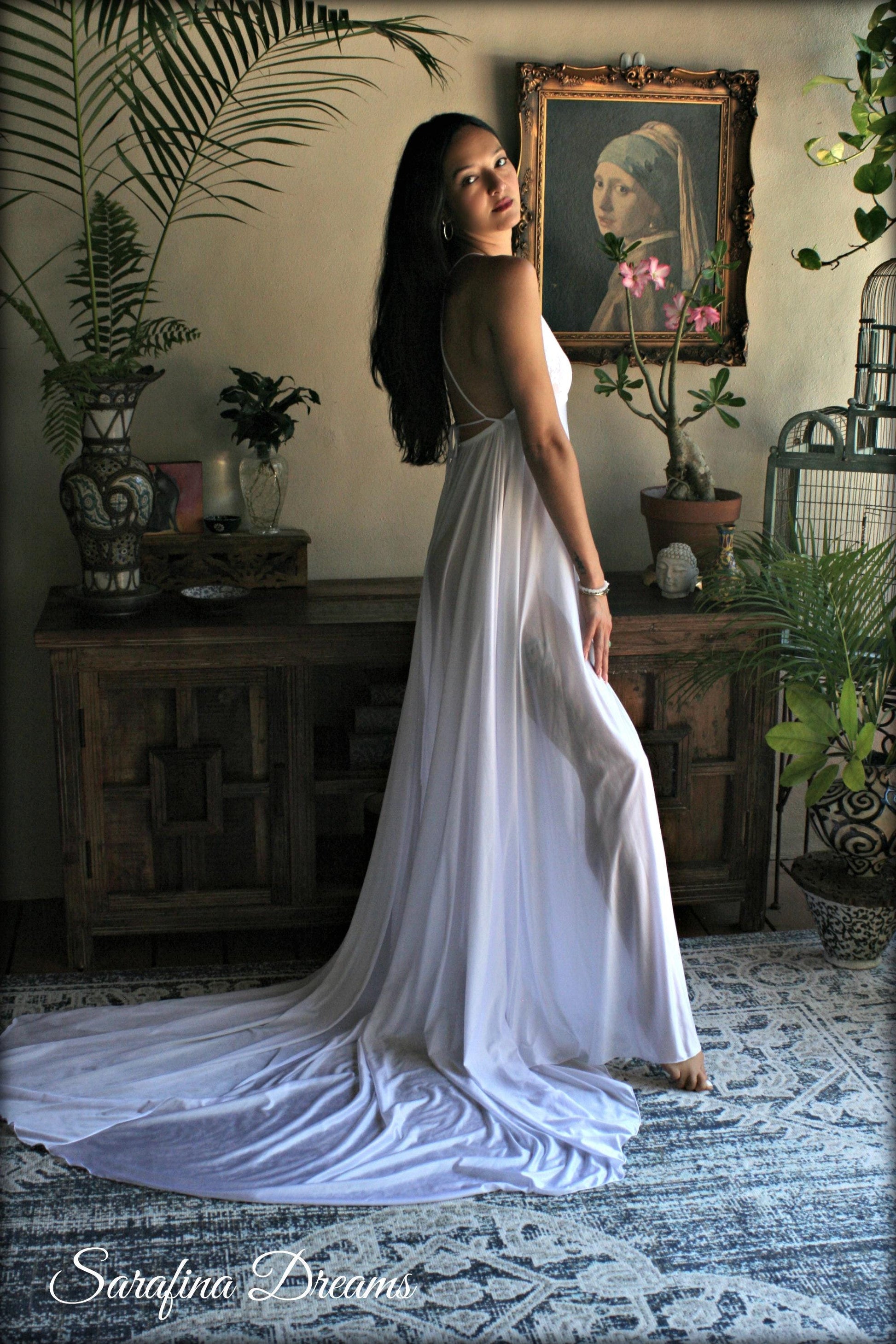 White Bridal Nightgown Backless Wedding Lingerie Bridal Sleepwear Lace Lingerie Nightgown With Train Wedding Nightgown